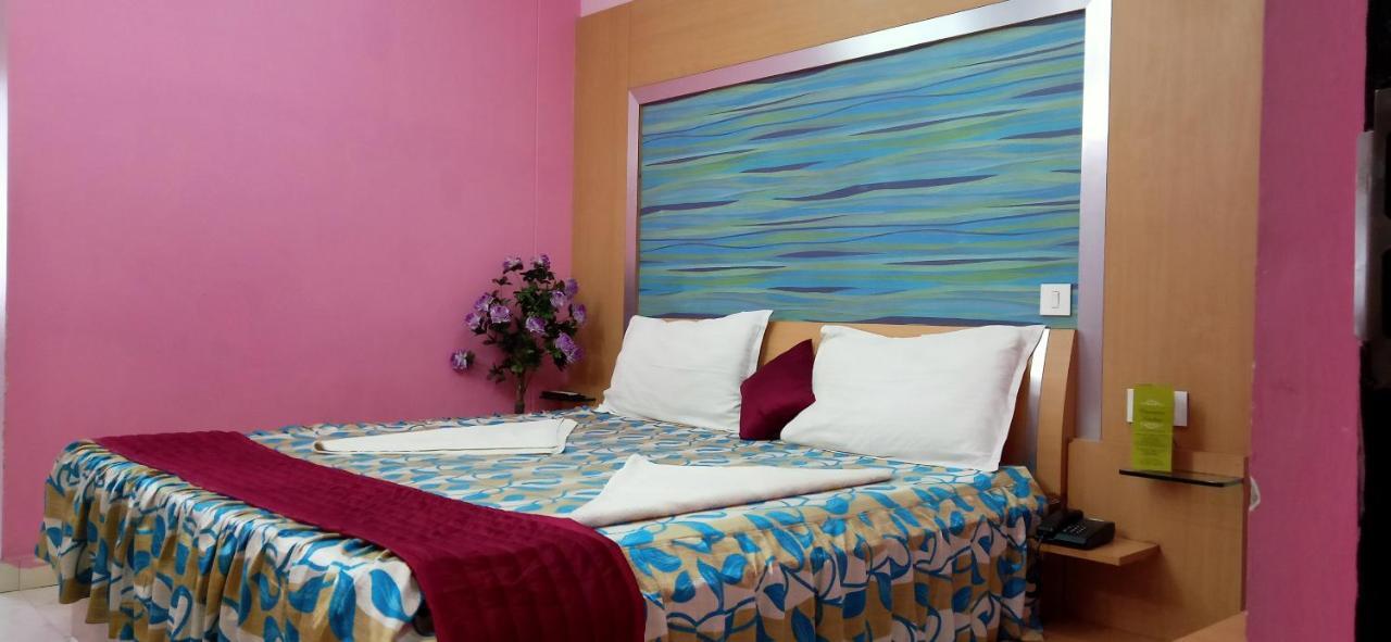 โฮเต็ล บาร์บารีก Hotel ชิลลอง ภายนอก รูปภาพ
